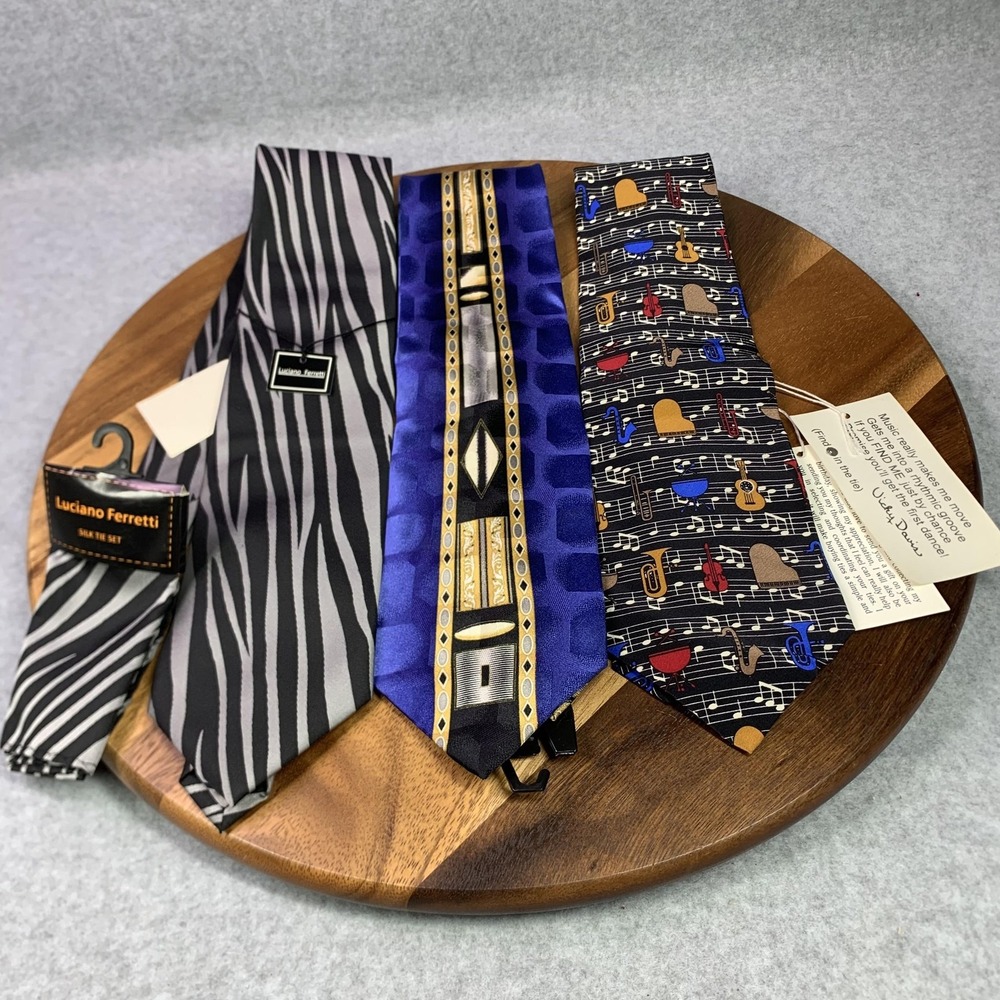 Luciano Ferretti Vicky Davis Tutt Matt O Silk Tie Set Mens Novelty Zebra Music